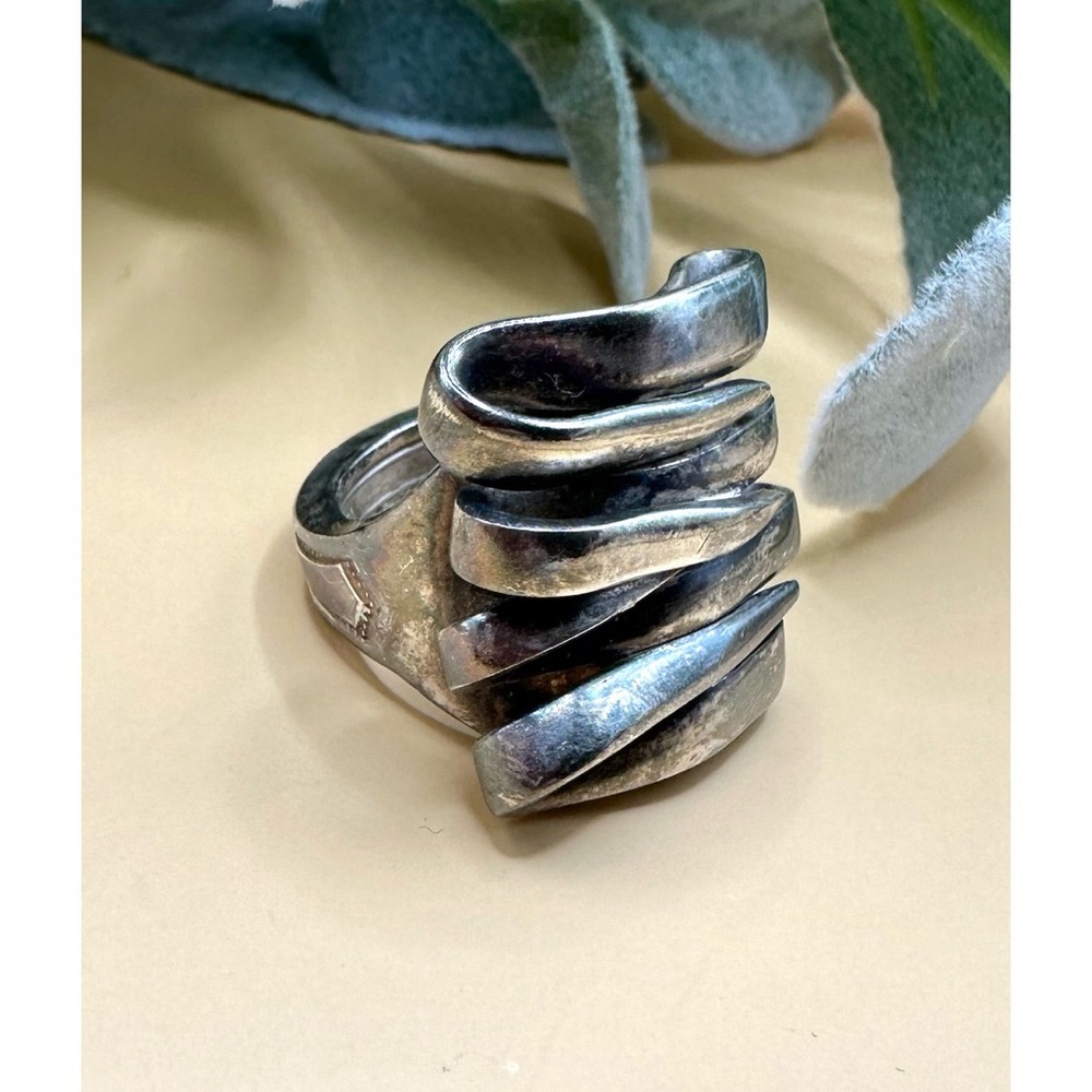 Vintage 1881 Rogers Oneida Fork Wrap Silver Ring
